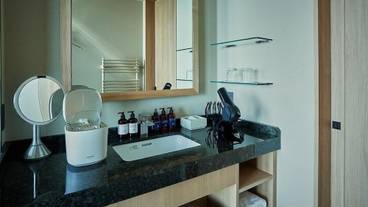 客室洗面台一例 / 5