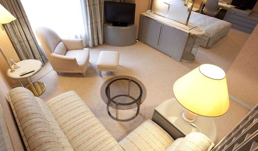 ジュニアスイート / 2