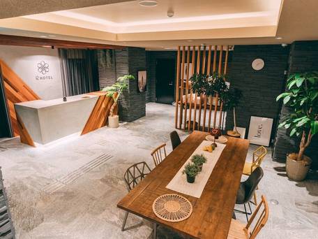 R Hotel Honmachi / 3