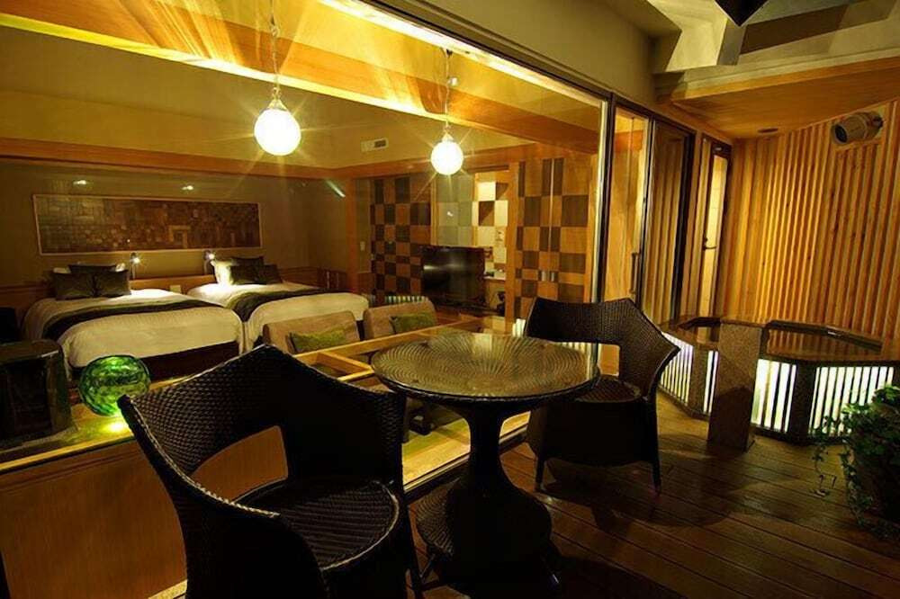 特別フロア六花 露天風呂付きコーナーツイン 香(3)