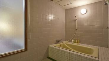 客室のバスルーム例 / 4