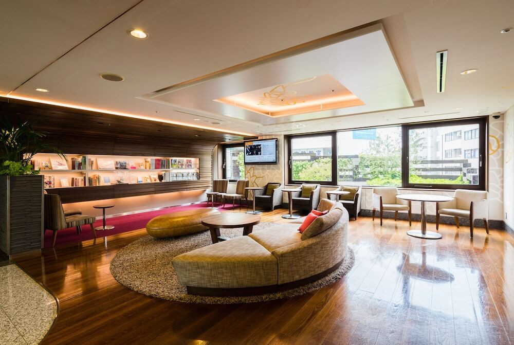 ロビーラウンジ