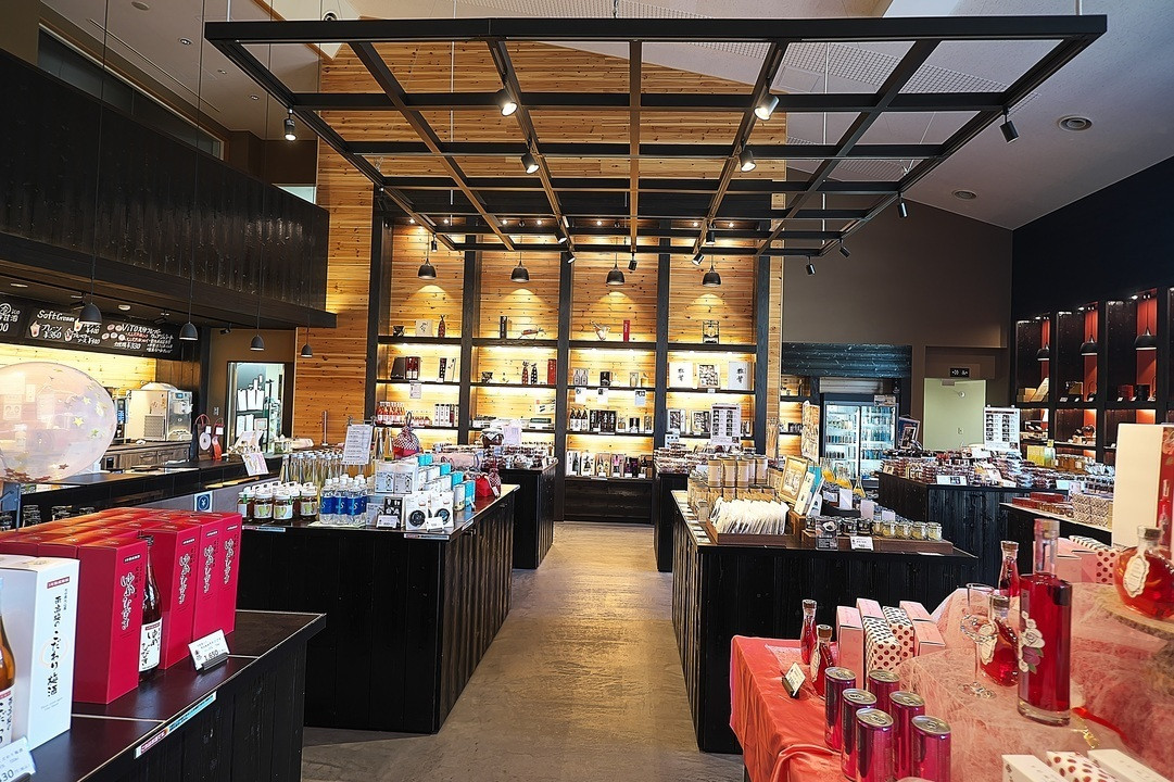 梅酒蔵おおやま 直売所