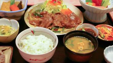 食事・飲み物 / 5