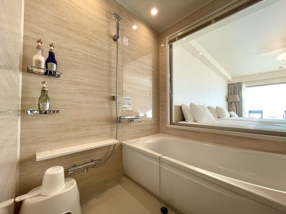 オーシャンフロントツイン バスルーム