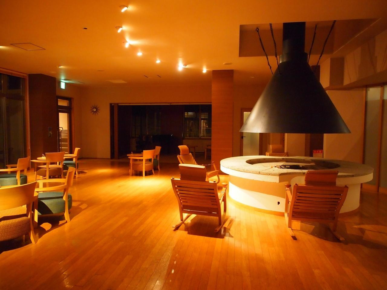 暖炉とピアノに癒される、大人の時間3390639