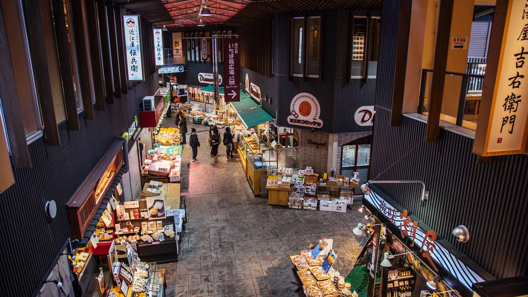 近江町市場で
海鮮ランチ / 1