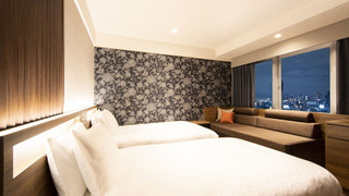 ハイフロアスーペリアツイン with Sofa Bed