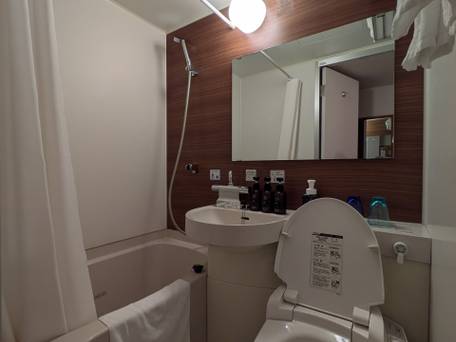 ヴィアイン新大阪ウエスト / 4