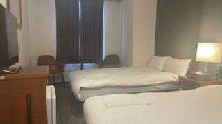 ツインルーム シングルベッド 2 台 禁煙