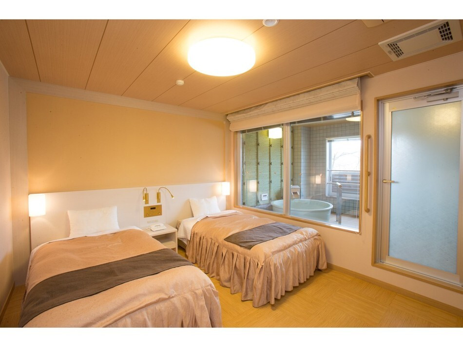 2食付きでも安い！半露天風呂付き特別室でのんびりと4374323