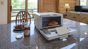 客室内のダイニングエリア / 5