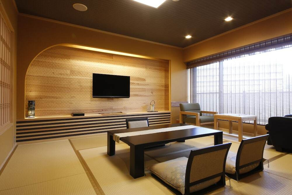 マッサージチェア付き和室