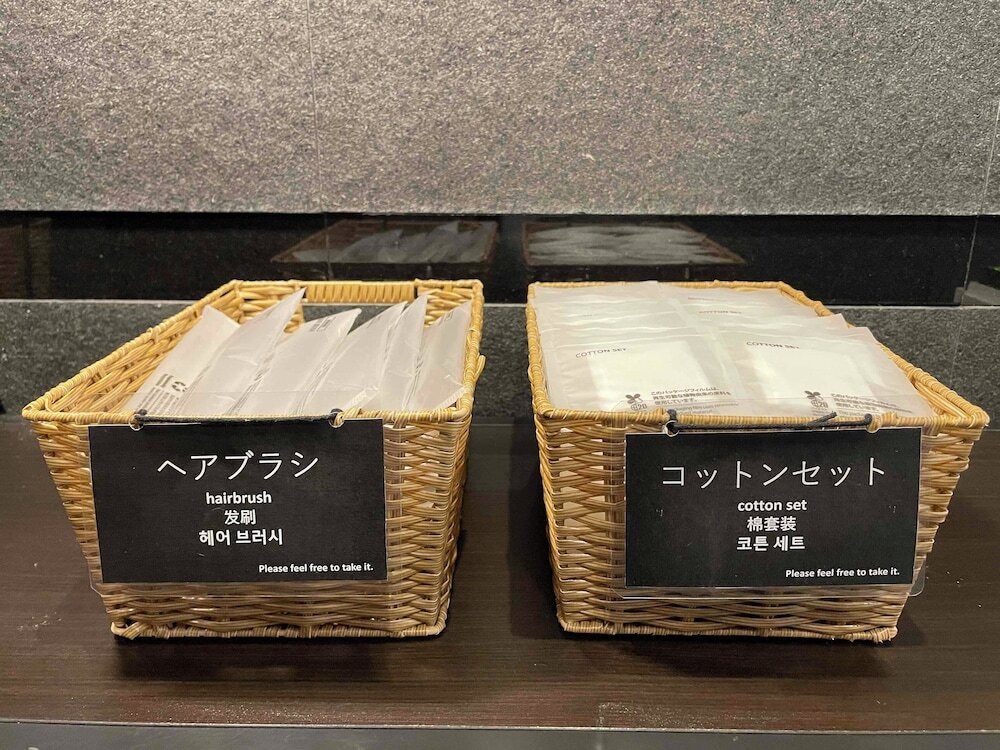 フロント