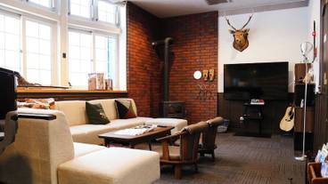 ロビーラウンジ / 8