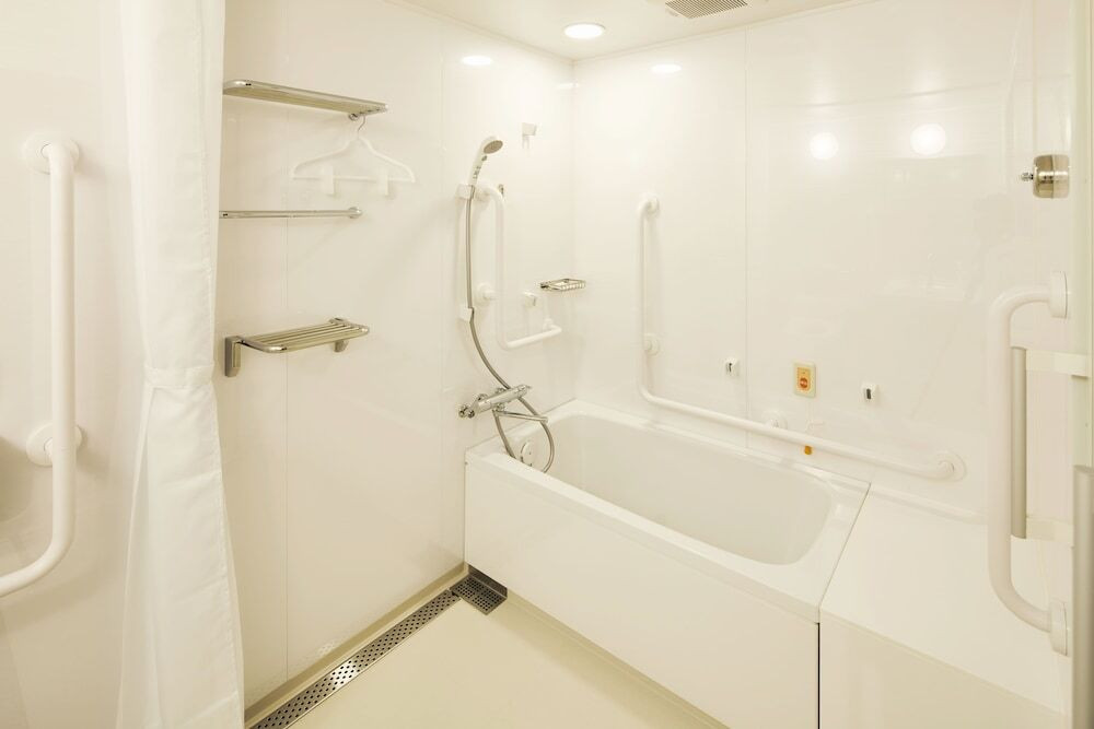 ユニバーサルタイプ バスルーム例