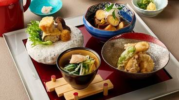 食事・飲み物 / 28