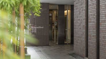 施設の入り口 / 29