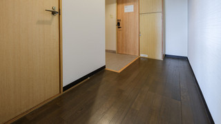 ジュニアスイートルーム　セミダブルベッド2台＆キッチン付　禁煙　清掃料金別　連泊時の清掃なし