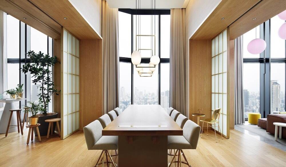 表情の変わるネオンで
大阪のエナジーを感じる / 3