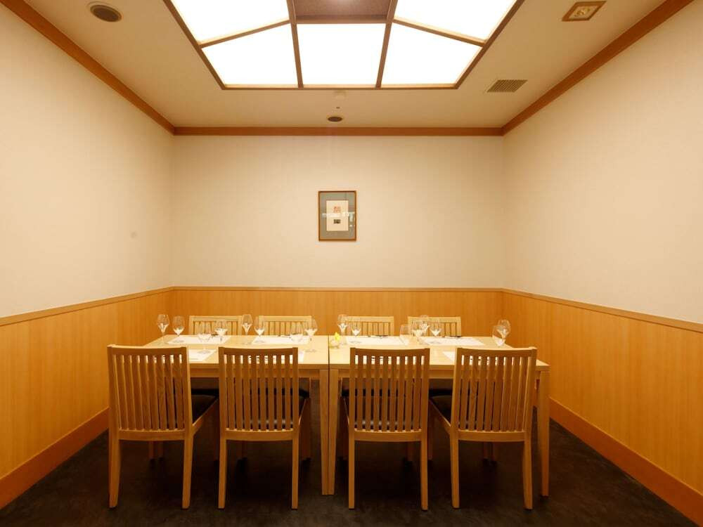 レストラン