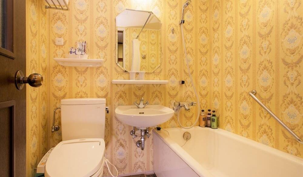 バスルーム② / 3