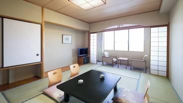 客室 / 16