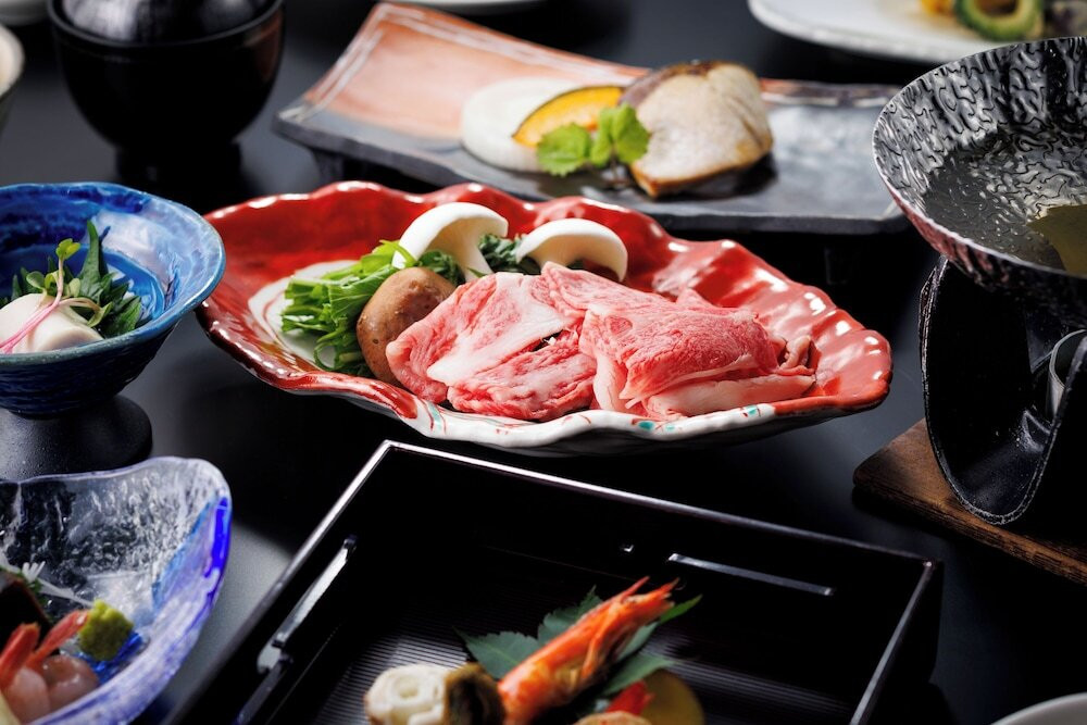 旅館のお食事処