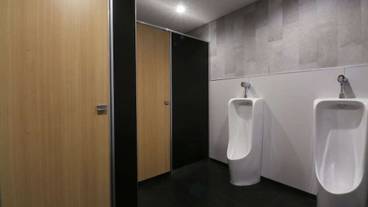 施設内の設備 / 1