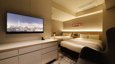 客室 / 4