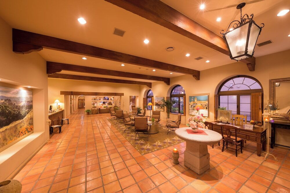 ロビーラウンジ