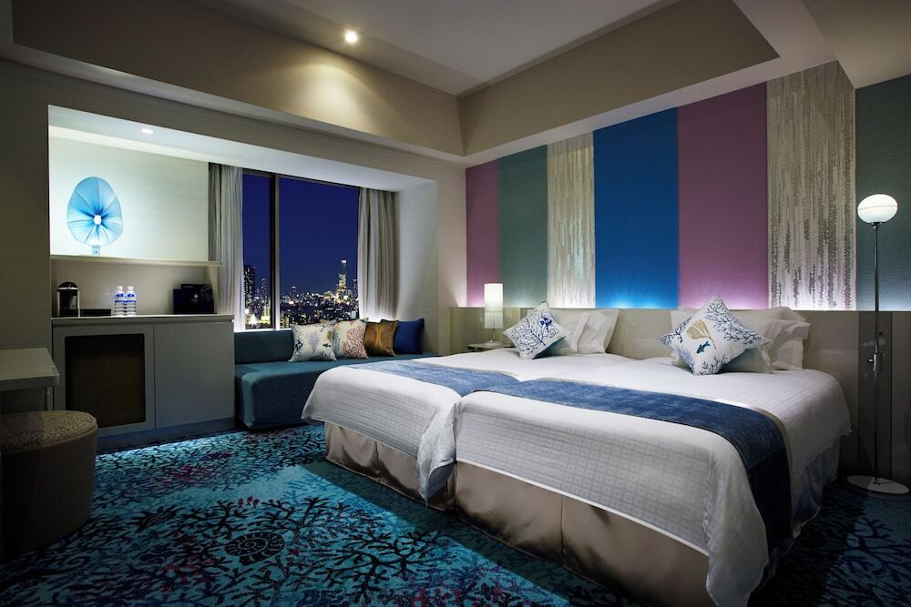 特別フロアで夜景を眺めながら贅沢ステイ4274100