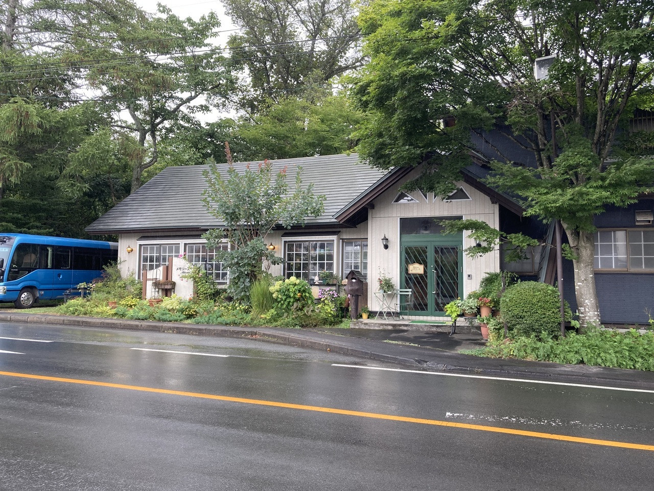 5. 軽井沢らしい自然を楽しめる「ペンション メモリーズ」3434351