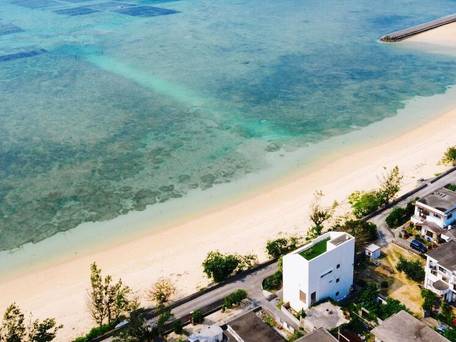 Beach House Purau / 2