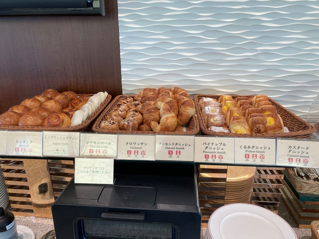 朝食のパン
