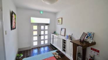 内部エントランス / 2