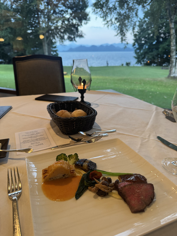 夕食コースの一例。