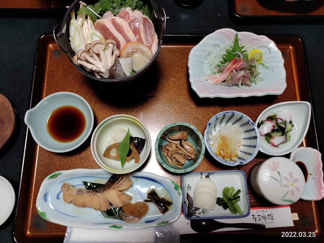 夕食　地物を味わう