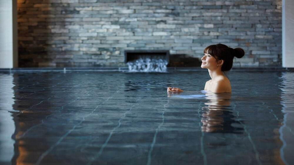 希少な天然温泉にも癒される3995731