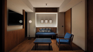 クラブコーナーキング（ラウンジ付）