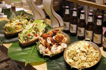 「センディーテラス」料理 1086373 ランチはビュッフェスタイル。名物ガイヤーンも食べ放題！