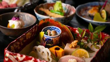 食事・飲み物 / 7