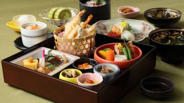 食事・飲み物 / 2