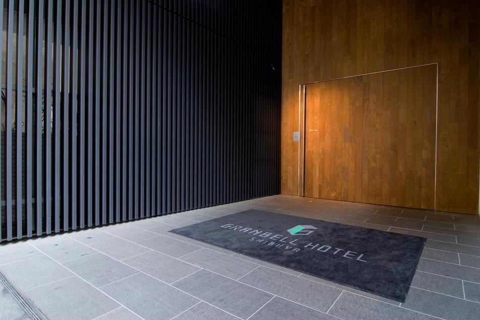 遊び心あふれる隠れ家ホテルでサプライズ!3558690