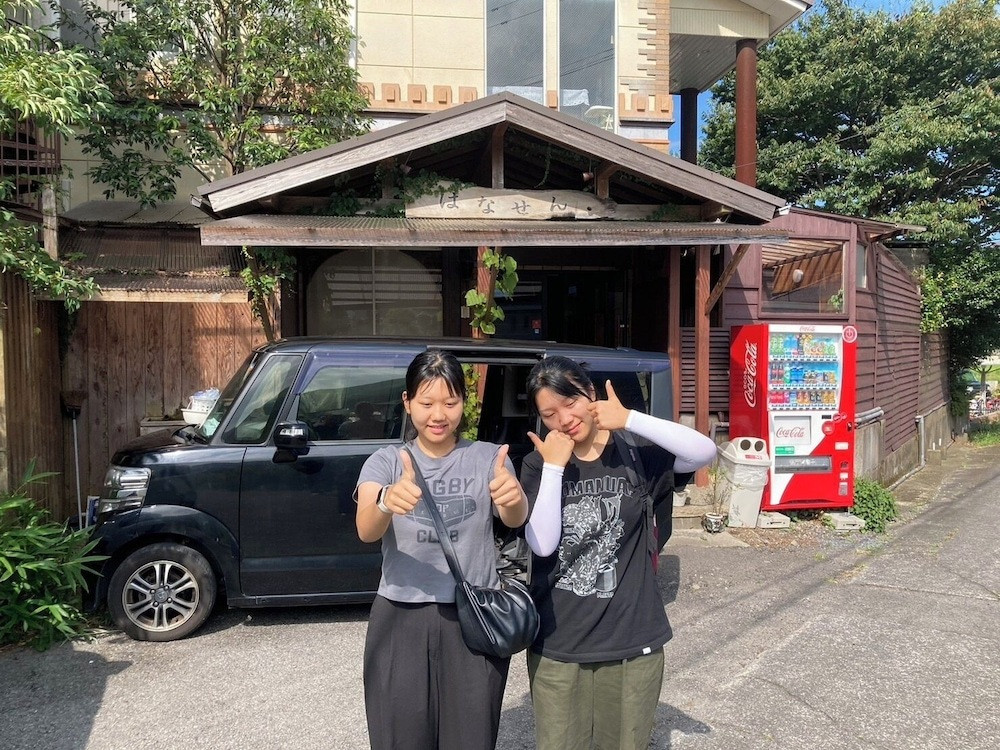 施設の正面