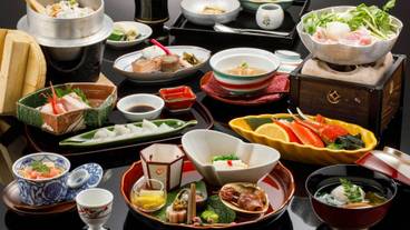 本館の金澤懐石 / 1