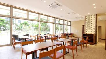 コーヒーショップ / 32