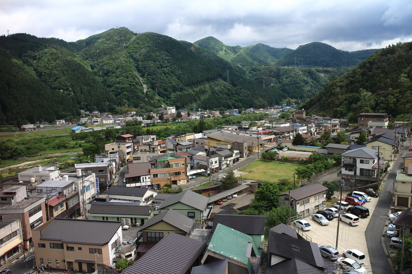鳴子温泉の街並み