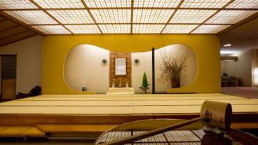 内部エントランス / 2