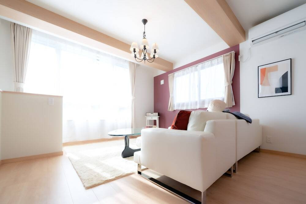 客室内のダイニングエリア